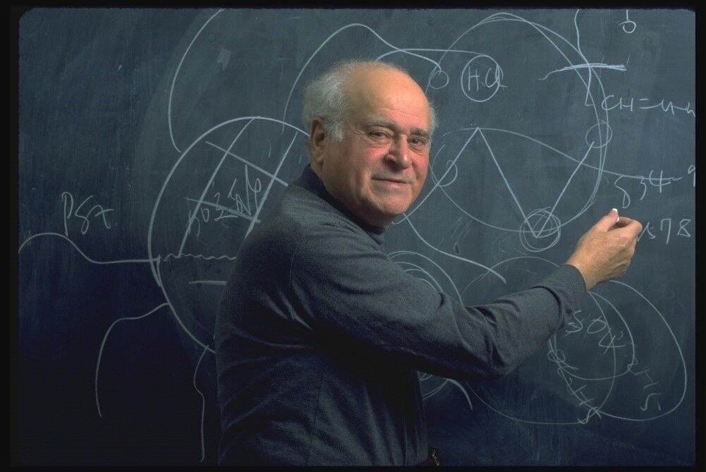 Dr. Eli Ruckenstein